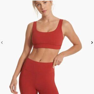 Vuori Stride Bra in Poppy